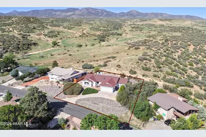 826 N Hopi Trail, Dewey-Humboldt, AZ 86327 - Photo 3