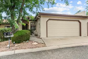 916 N Rolling Green Rd, Dewey-Humboldt, AZ 86327 - Photo 1