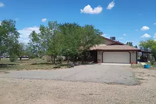 1525 W Shadow Ridge Rd, Paulden, AZ 86334 - Photo 1