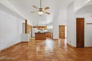 2470 W Twinoaks Dr, Prescott, AZ 86305 - Photo 11