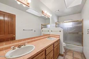 2470 W Twinoaks Dr, Prescott, AZ 86305 - Photo 17