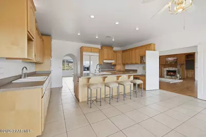 14870 E Eagle Drive, Dewey-Humboldt, AZ 86327 - Photo 9