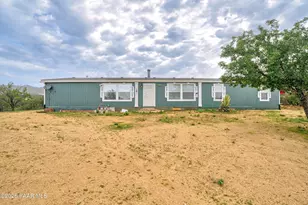 1075 N Ambassador Rd, Dewey-Humboldt, AZ 86327 - Photo 5