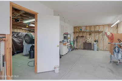 1075 N Ambassador Road, Dewey-Humboldt, AZ 86327 - Photo 27