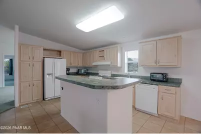 1075 N Ambassador Road, Dewey-Humboldt, AZ 86327 - Photo 13
