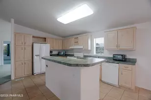 1075 N Ambassador Rd, Dewey-Humboldt, AZ 86327 - Photo 13