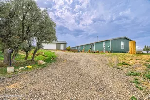 1075 N Ambassador Rd, Dewey-Humboldt, AZ 86327 - Photo 3