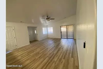 8633 E Yavapai Road #1, Prescott Valley, AZ 86314 - Photo 3