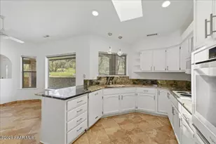 7717 N Shadyoaks Dr, Prescott, AZ 86305 - Photo 11
