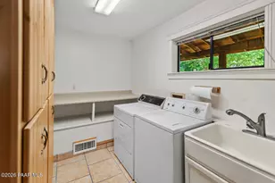 12070 W Kelton Ln, Skull Valley, AZ 86338 - Photo 17