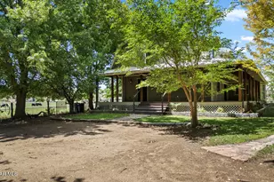 12070 W Kelton Ln, Skull Valley, AZ 86338 - Photo 39
