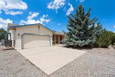 3050 N Lynx Lake Drive, Prescott Valley, AZ 86314 - Photo 1