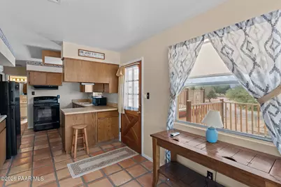 17134 W Fountain Hill Lane, Yarnell, AZ 85362 - Photo 11