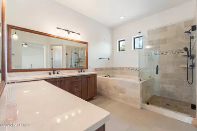 9875 N Legend Hills Road, Prescott Valley, AZ 86315 - Photo 27