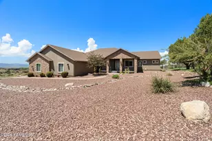 9875 N Legend Hills Rd, Prescott Valley, AZ 86315 - Photo 1