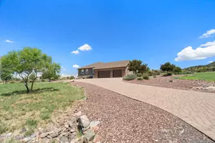 9875 N Legend Hills Rd, Prescott Valley, AZ 86315 - Photo 3