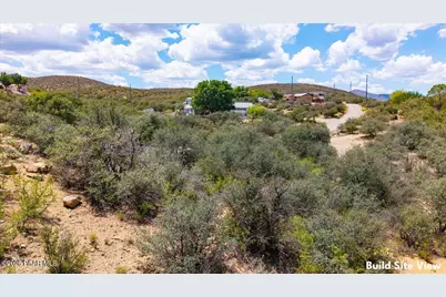 11830 E Yavapai Drive, Dewey-Humboldt, AZ 86327 - Photo 9
