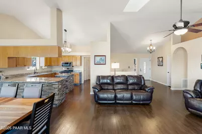 9560 E Catalina Drive, Prescott Valley, AZ 86314 - Photo 9