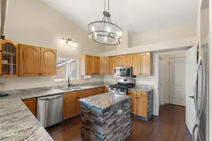 9560 E Catalina Dr, Prescott Valley, AZ 86314 - Photo 13