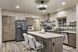 9940 E Saddlehorn Trail, Prescott Valley, AZ 86315 - Photo 13