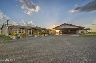 9940 E Saddlehorn Trail, Prescott Valley, AZ 86315 - Photo 37