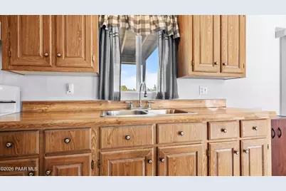 2215 N Yavapai Street, Chino Valley, AZ 86323 - Photo 17