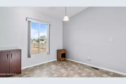 2215 N Yavapai Street, Chino Valley, AZ 86323 - Photo 7