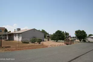 8901 E Waco Ct, Prescott Valley, AZ 86314 - Photo 11