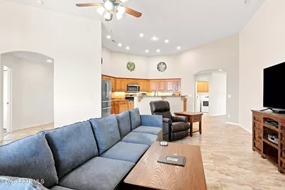 15565 E Devon Mont Lane, Dewey-Humboldt, AZ 86327 - Photo 13