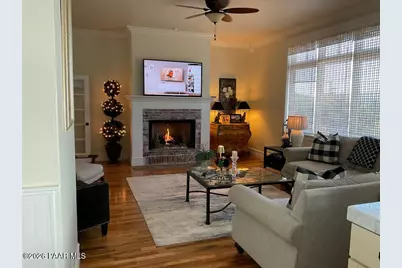 206 S Washington Avenue, Prescott, AZ 86303 - Photo 3