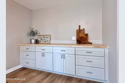 7216 E Grandview Drive, Prescott Valley, AZ 86314 - Photo 9