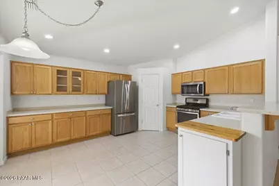 4325 N Plainsman Way, Prescott Valley, AZ 86314 - Photo 7