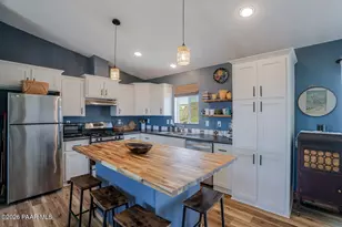 7580 W Stevenage Ln, Wilhoit, AZ 86332 - Photo 9