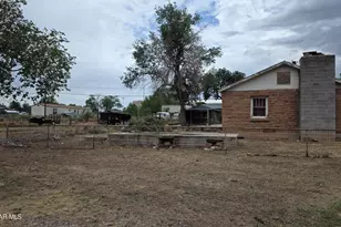 47077 N Fifth St, Ash Fork, AZ 86320 - Photo 5