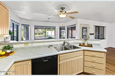 3024 N Lynx Lake Drive, Prescott Valley, AZ 86314 - Photo 7