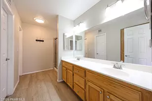 6320 W Paradise Ln, Glendale, AZ 85306 - Photo 3