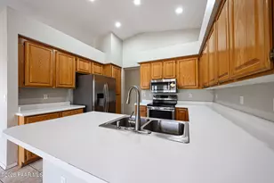 6320 W Paradise Ln, Glendale, AZ 85306 - Photo 15
