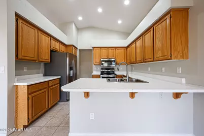 6320 W Paradise Lane, Glendale, AZ 85306 - Photo 13