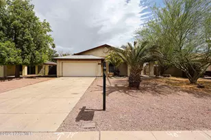 6320 W Paradise Ln, Glendale, AZ 85306 - Photo 19
