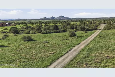 13600 E Wildcat Way, Prescott Valley, AZ 86315 - Photo 3
