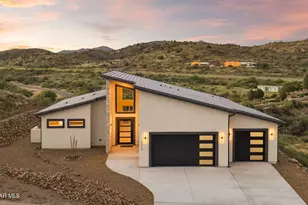 15860 E Broken Bit Rd, Mayer, AZ 86333 - Photo 1