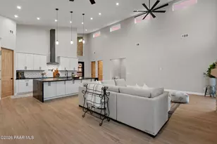 15860 E Broken Bit Rd, Mayer, AZ 86333 - Photo 11