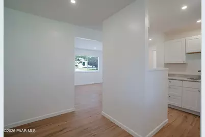 18535 S Joseph Hodge Road, Peeples Valley, AZ 86332 - Photo 11
