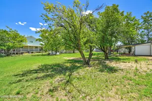 18535 S Joseph Hodge Rd, Peeples Valley, AZ 86332 - Photo 27