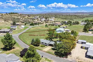 18535 S Joseph Hodge Rd, Peeples Valley, AZ 86332 - Photo 5