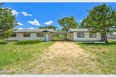 18535 S Joseph Hodge Road, Peeples Valley, AZ 86332 - Photo 1