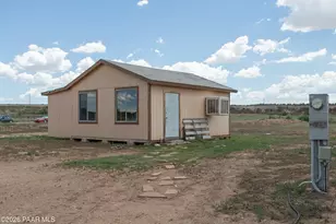 375 E Houston Rd, Paulden, AZ 86334 - Photo 29