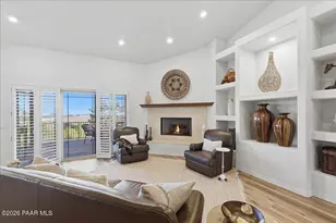 898 N Lakeview Dr, Prescott, AZ 86301 - Photo 9