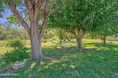 24950 W Joshua Boulevard, Kirkland, AZ 86332 - Photo 29