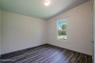 24950 W Joshua Blvd, Kirkland, AZ 86332 - Photo 23